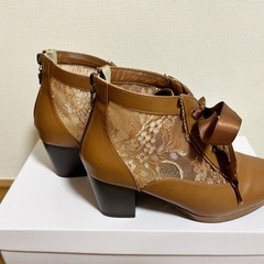 axes femme 靴の画像