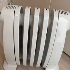 【お譲りお決まり】デロンギ　ミニヒーター　譲渡の画像