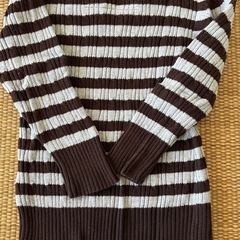 美品★正規品★アバクロコットン春セーターM★ムース刺繍の画像