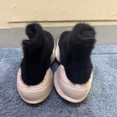 DOUBLE STANDARD CLOTHING ファー　スニーカー　厚底　23-24cmくらいの画像