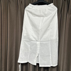 新品スカートの画像