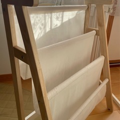 ニトリ　マガジンラック　絵本ラックの画像