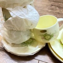 ティーカップセットの画像