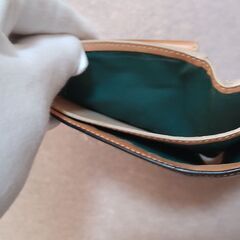 コードバン SMGの二つ折り財布の画像