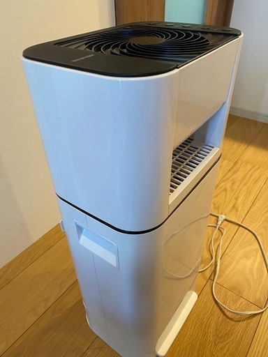 アイリスオーヤマ】サーキュレーター衣類乾燥除湿機 (ヨンタマリア