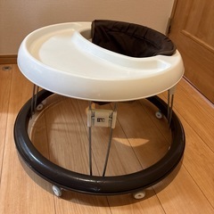 子供用歩行器の画像