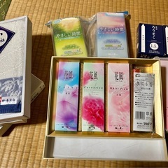 お線香、蝋燭、タオルセットの画像