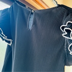 ラ・エスト　GRL  　ワンピース　などの画像