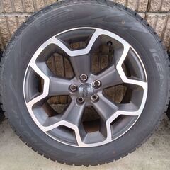 スタッドレスタイヤ４本　スバルxVホイールの画像