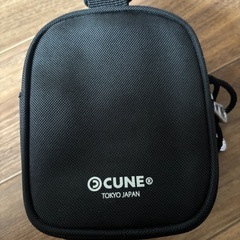 【CUNE】ほぼ未使用　ポーチの画像
