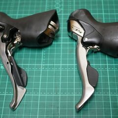 デュアル コントロール レバー105の画像