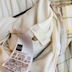 ＧＵ　UNIQLO  　スカートの画像