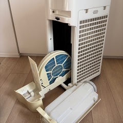 シャープ　KC-F50 空気清浄機　加湿器の画像
