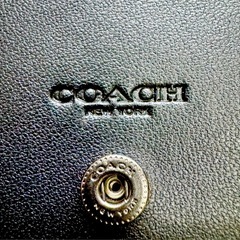 【COACH】二つ折財布／ブラックの画像