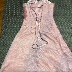 結婚式ドレスの画像