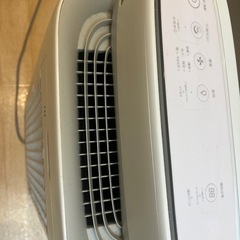 SHARP シャープ　2020 加湿空気清浄機　加湿器　空気清浄機の画像