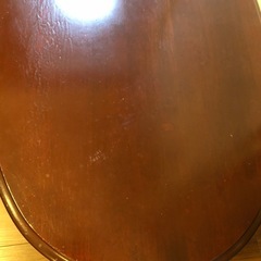 猫脚テーブルの画像