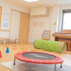 週1日〜OK＊子どもたちの“できた”を一緒に喜ぶ支援療育プログラムのサポートスタッフ（パート）の画像