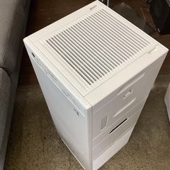 万代店　ダイキン　加湿ストリーマ空気清浄機　MCK40Z-W 25年製の画像