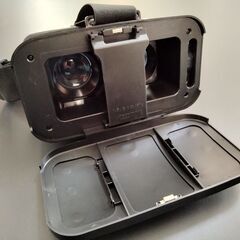 新品未使用(開封、確認のみ）【2025年昇級版 VRゴーグル】Laetdex VRゴーグル スマホ用 超広角120°視野角 3D体験 1080P HD 非球面レンズ メガネ対応 ブルーライトカット 焦点距離&瞳孔間距離調整 通気性 軽量 放熱性良い 4.5～6.7インチ対応 iPhone & Androidなどのスマホ対応 日本語取扱書付きの画像