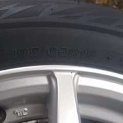 美品スタッドレス　VOXY ブリザックBLIZZAK　ブリジストンの画像