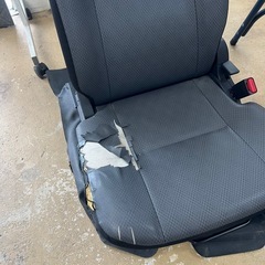 ダイハツハイゼットカーゴS321V 運転席側シートの画像