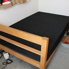 オーク材セミダブルベッド　MUJIの画像