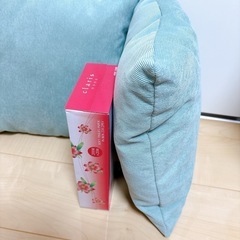 未使用 クッション2つ ターコイズブルーの画像