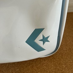 コンバース エナメルスポーツバッグ大の画像