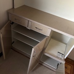 食器棚※食器は付きませんの画像