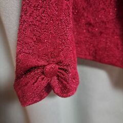 ピンク系お洒落なトップスの画像