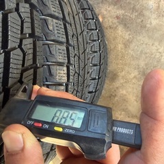 2023年製　バリ溝スタッドレスタイヤ　15インチの画像