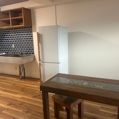 天然木ダイニングテーブルの画像