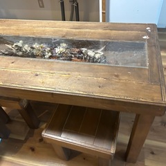 天然木ダイニングテーブルの画像