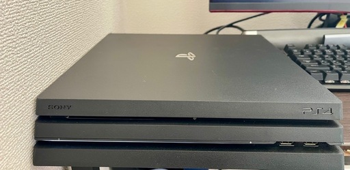 (取引中)PS4 Pro 1TB  ソフト付