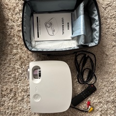 プロジェクターWiMiUS S25の画像