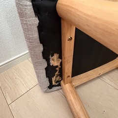 ガラス天板　机　•布貼り　椅子の画像