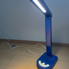 LED 電気スタンドの画像