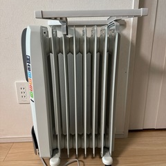 デロンギ　オイルヒーター　H770812EFSN-GYの画像