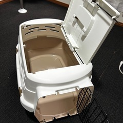 ①ペットキャリー　アイリスオーヤマの画像