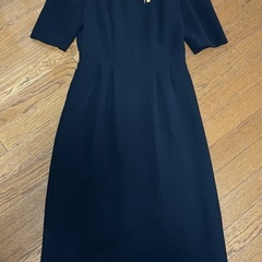 ブラックフォーマル礼服の画像