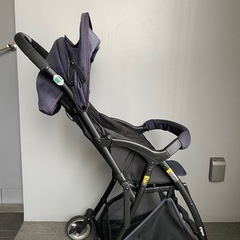 　ピジョンBISISビングルクラシックデニム　ベビーザらス限定ベビーカーの画像