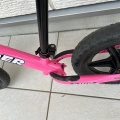 ストライダー　ピンクの画像