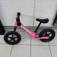 ストライダー　ピンクの画像