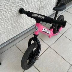 ストライダー　ピンクの画像