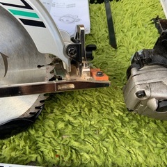 丸のこ　と　サンダーの画像