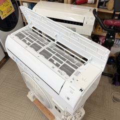 【超美品‼️】シャープ 2024年製 6畳用エアコン プラズマクラスター 内部クリーン機能 100V/2.2kwの画像