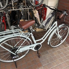 ★美品★26インチ　外装6段変速　LEDオートライト付き　サックスブルーの画像