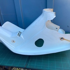 スーパーカブ50カスタム 角目 セル付　純正レッグシールド 補修ありの画像