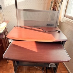 0円　パソコンデスクの画像